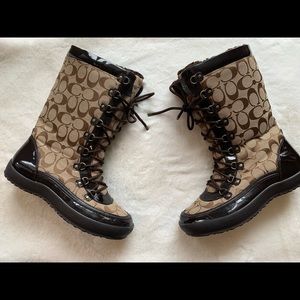 ❄️COACH BOOTS❄️ PEGGY Khaki winter boots, BRAND NEW!